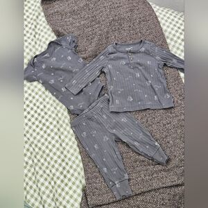 Carter's Pajama Set 3-6 Months Gender Neutral